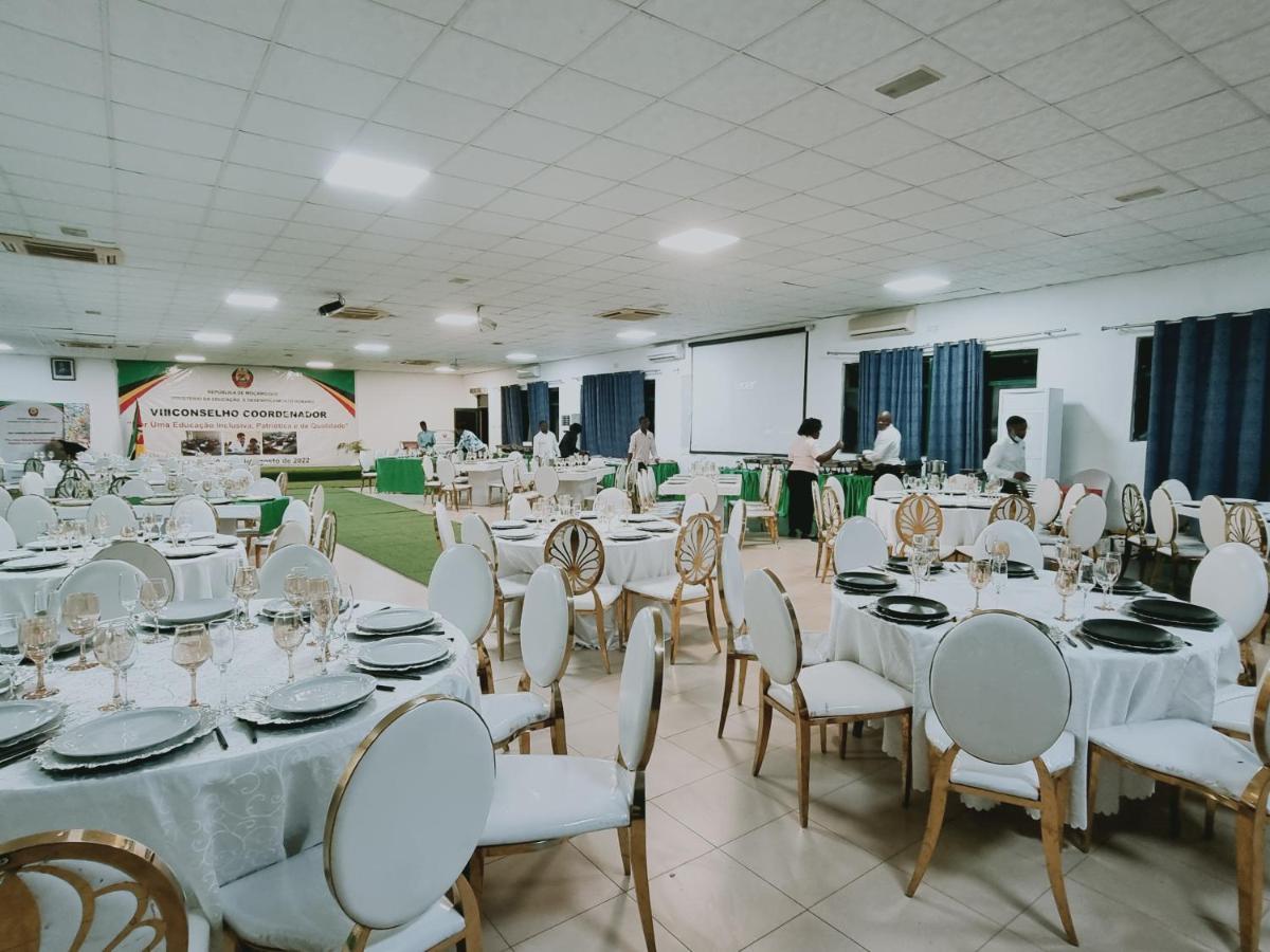 Milpark Hotel Cafumpe Buitenkant foto