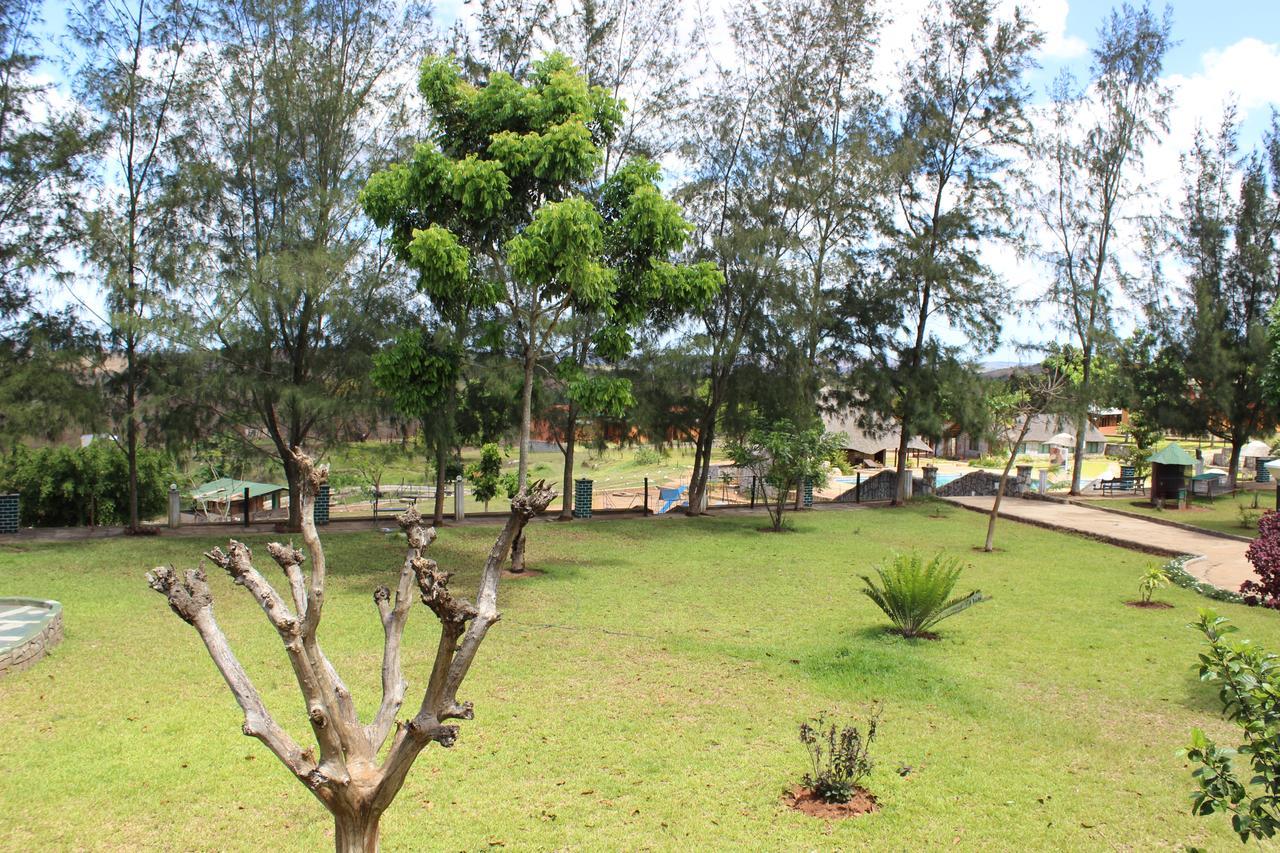 Milpark Hotel Cafumpe Buitenkant foto