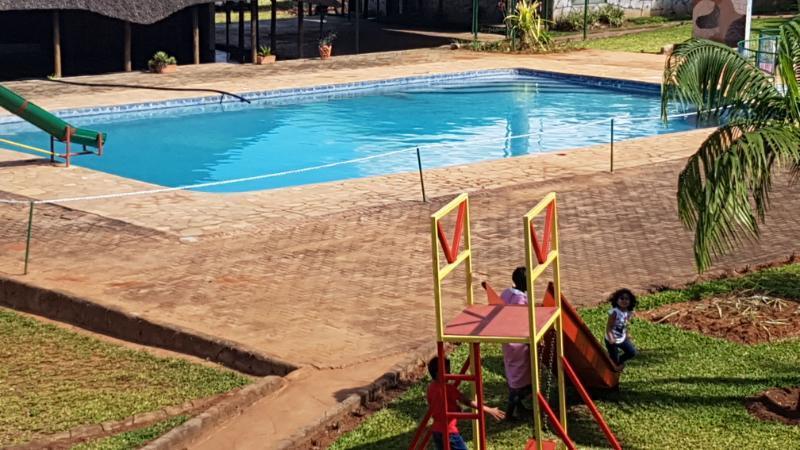 Milpark Hotel Cafumpe Buitenkant foto